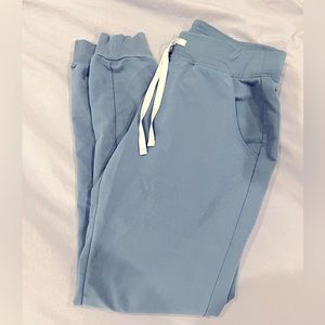 Zamora jogger FIGS scrub bottoms. Size Medium Tall- Blue